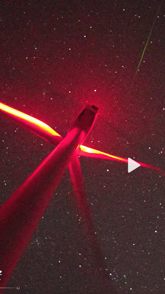 全国各省英仙座流星雨!出现罕见红色精灵闪电!