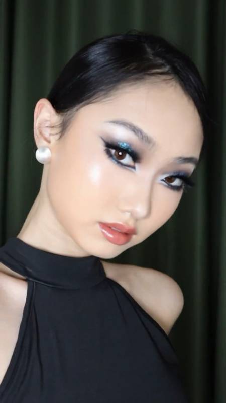 拉丁妆容全过程,学拉丁舞妆容的赶紧看过来-度小视