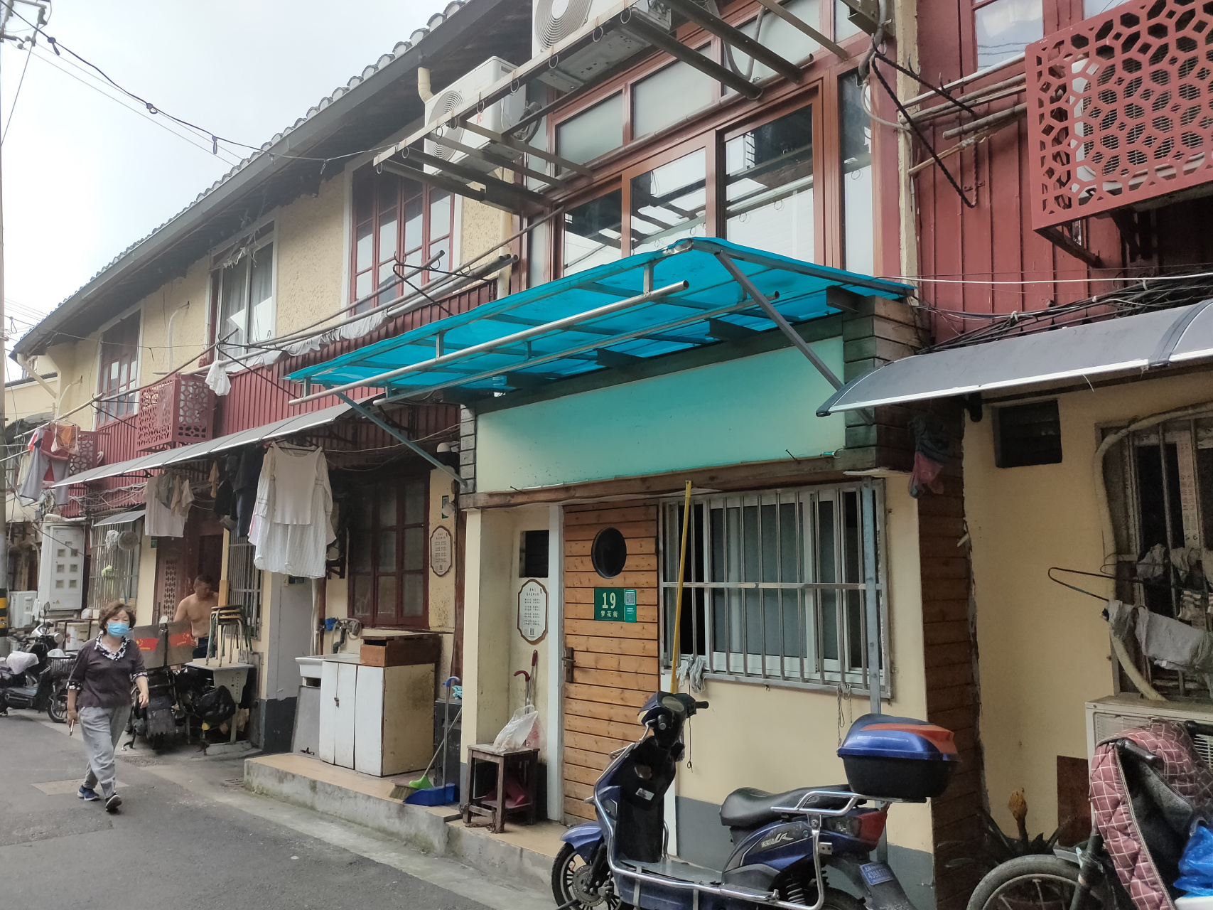 梦花街馄饨老店的故事 老一辈下岗了,团结一心在老宅营业了(梦花街19