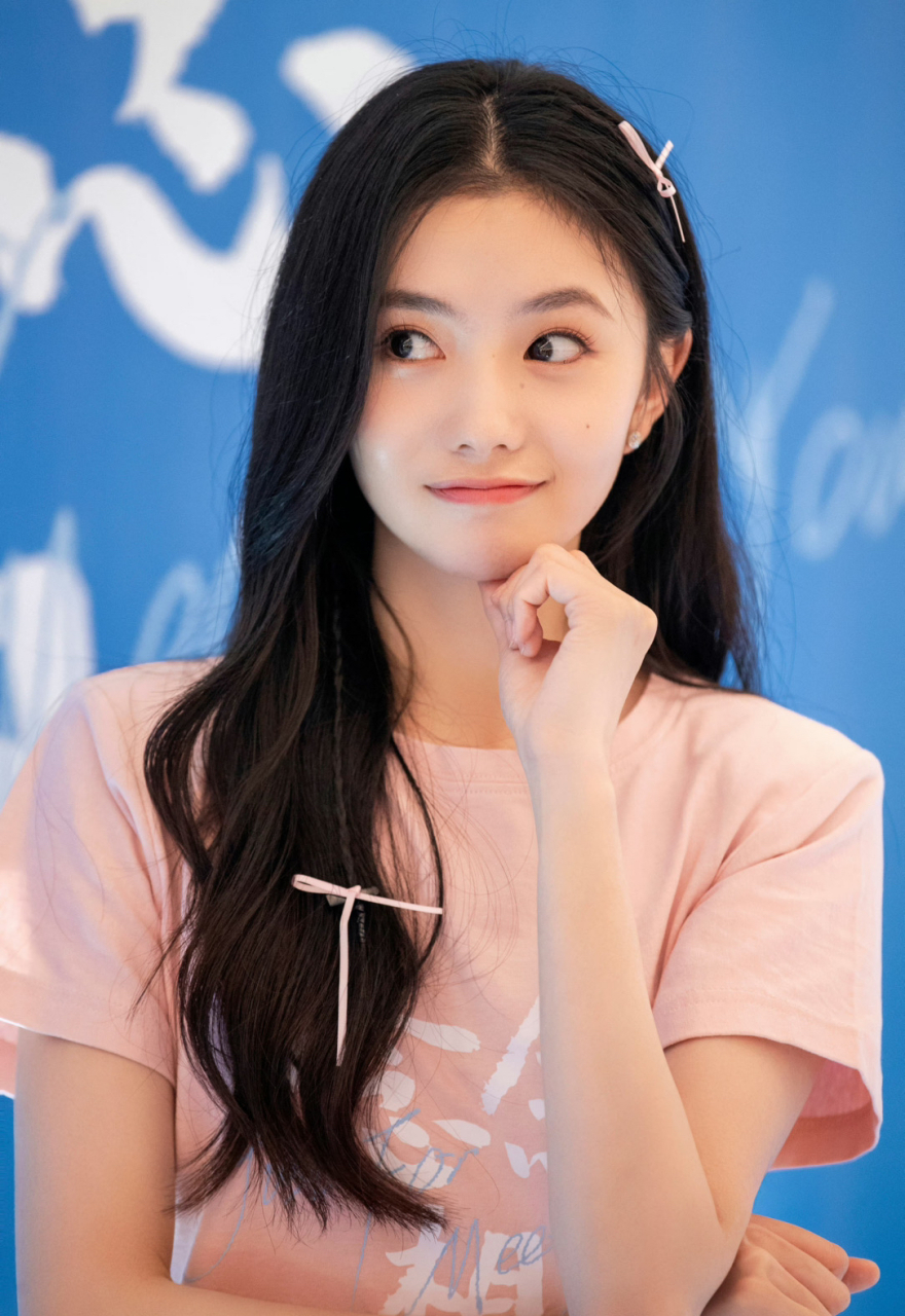 一个好看的脸型(轮廓)是美女的第一步!