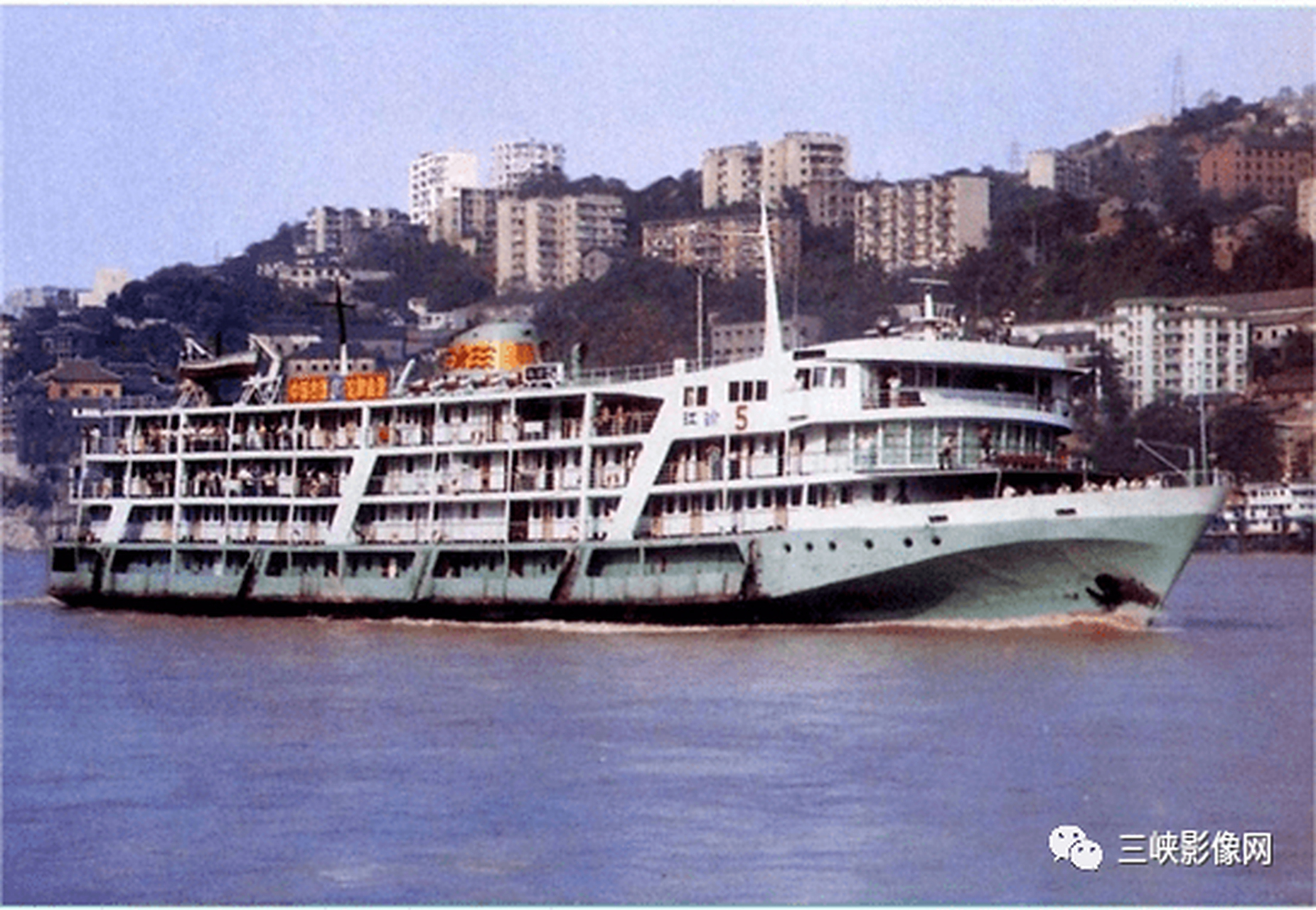 90年代乘长途轮船的噩梦般的经历,现在的年轻人永远也不会体验到了!