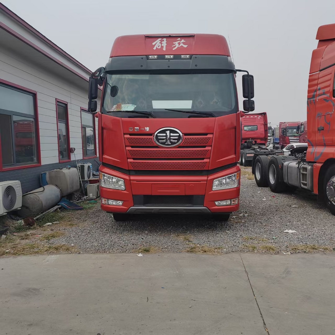 二手牵引车,20年7月解放j6p460马力智慧版,锡柴发动机,一汽12速变速箱