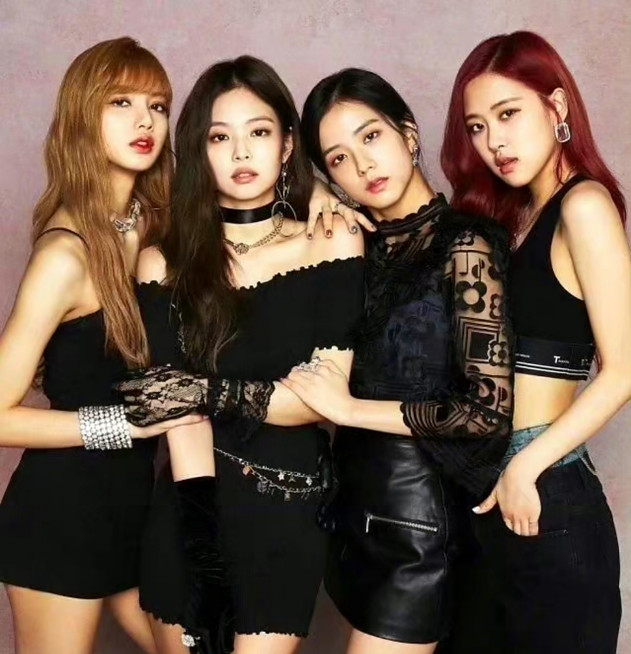 blackpink文案引争议# 韩国女团blackpink在澳门开演唱会,社交媒谭ⅱ