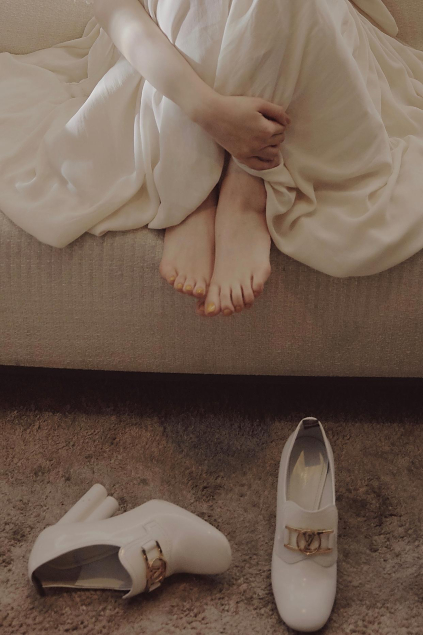 美腿玉足# #清纯美女# 欧阳娜娜,美脚丫合集