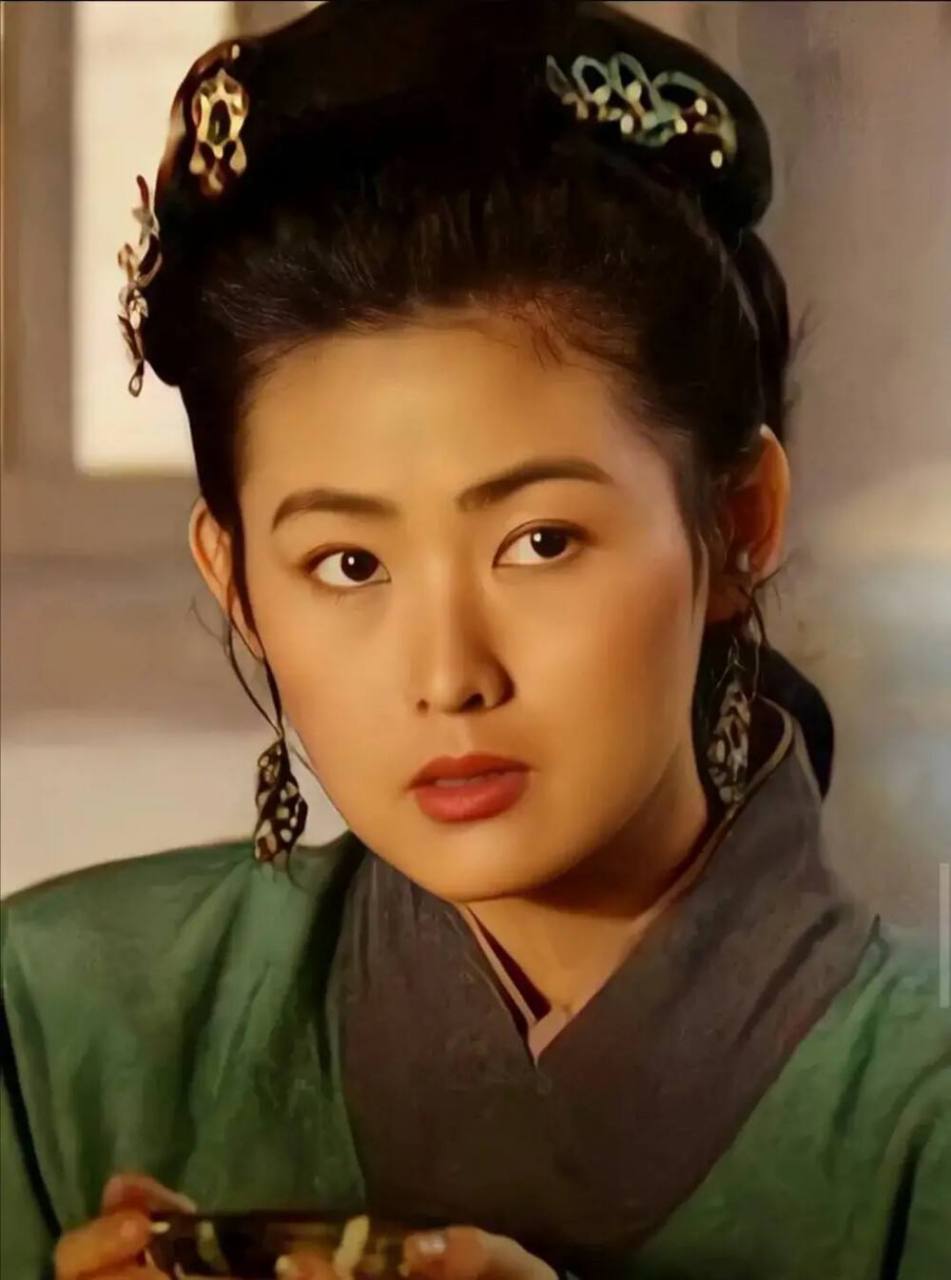 《水浒传》中女姓本来就少,漂亮的少之又少,虽然潘金莲这个角色让人