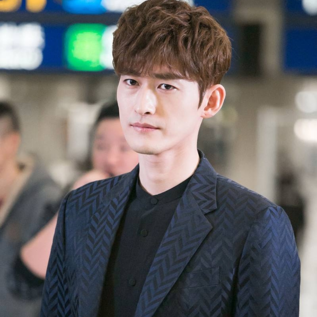 张翰标准的干部脸还是经济适用男?