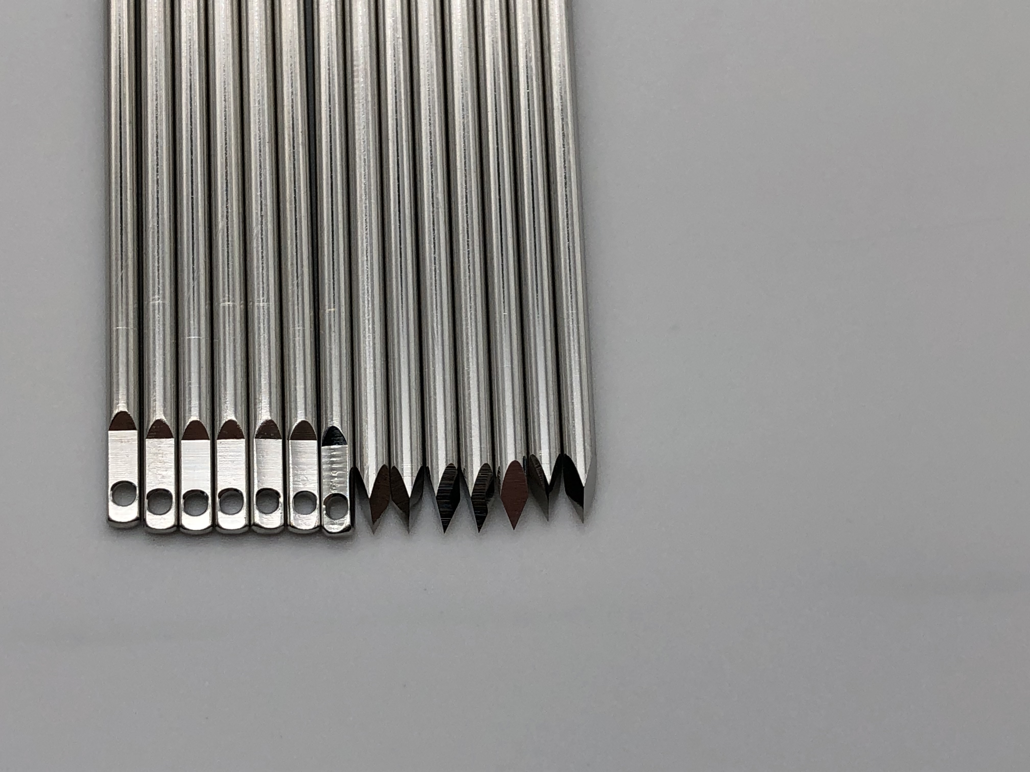 骨牵引针,金属骨针