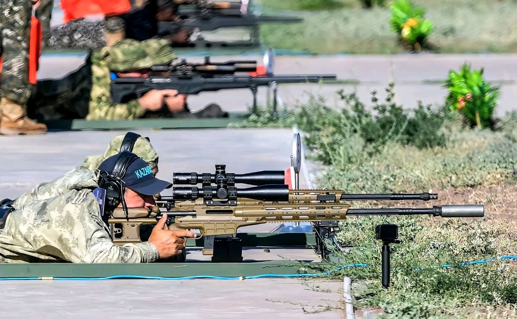 解放军最新高精度狙击步枪惊艳亮相,特种部队雷神突击队全面列装!