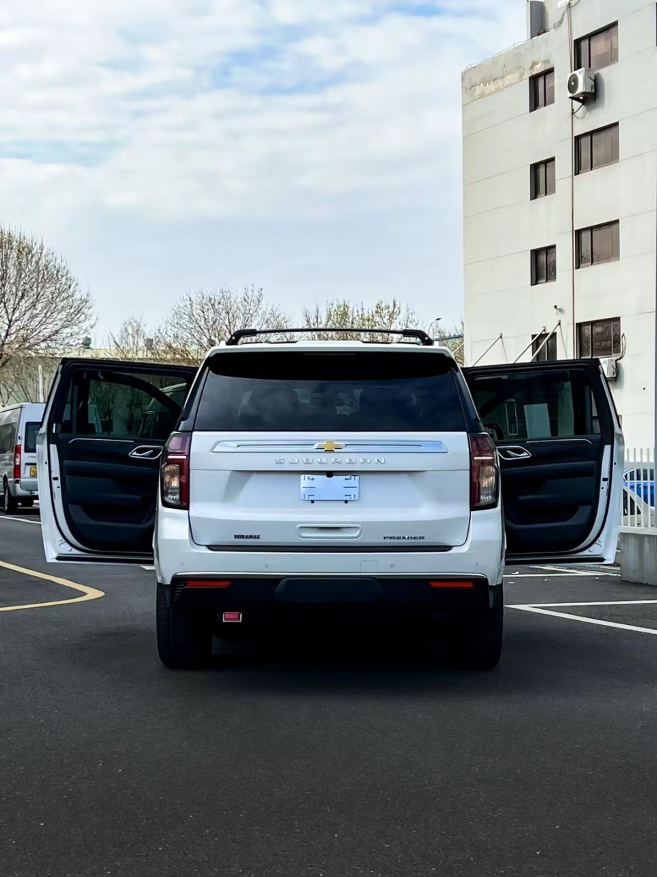 平行进口雪佛兰萨博班3.0柴油特价