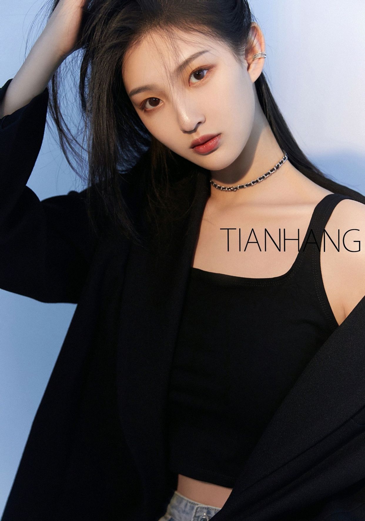 长发御姐,锁骨分明