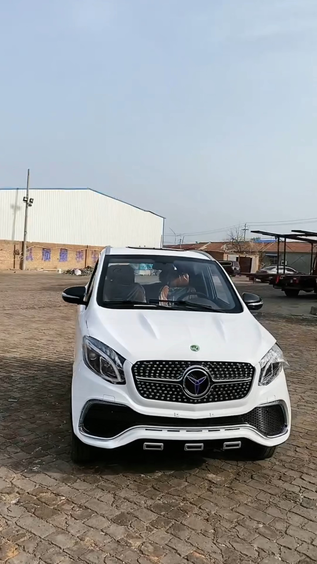 纯燃油家用四轮代步车.动力强 续航远