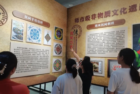 新疆阿拉尔市文化馆开展非遗文化课堂活动|宽创国际非遗馆设计