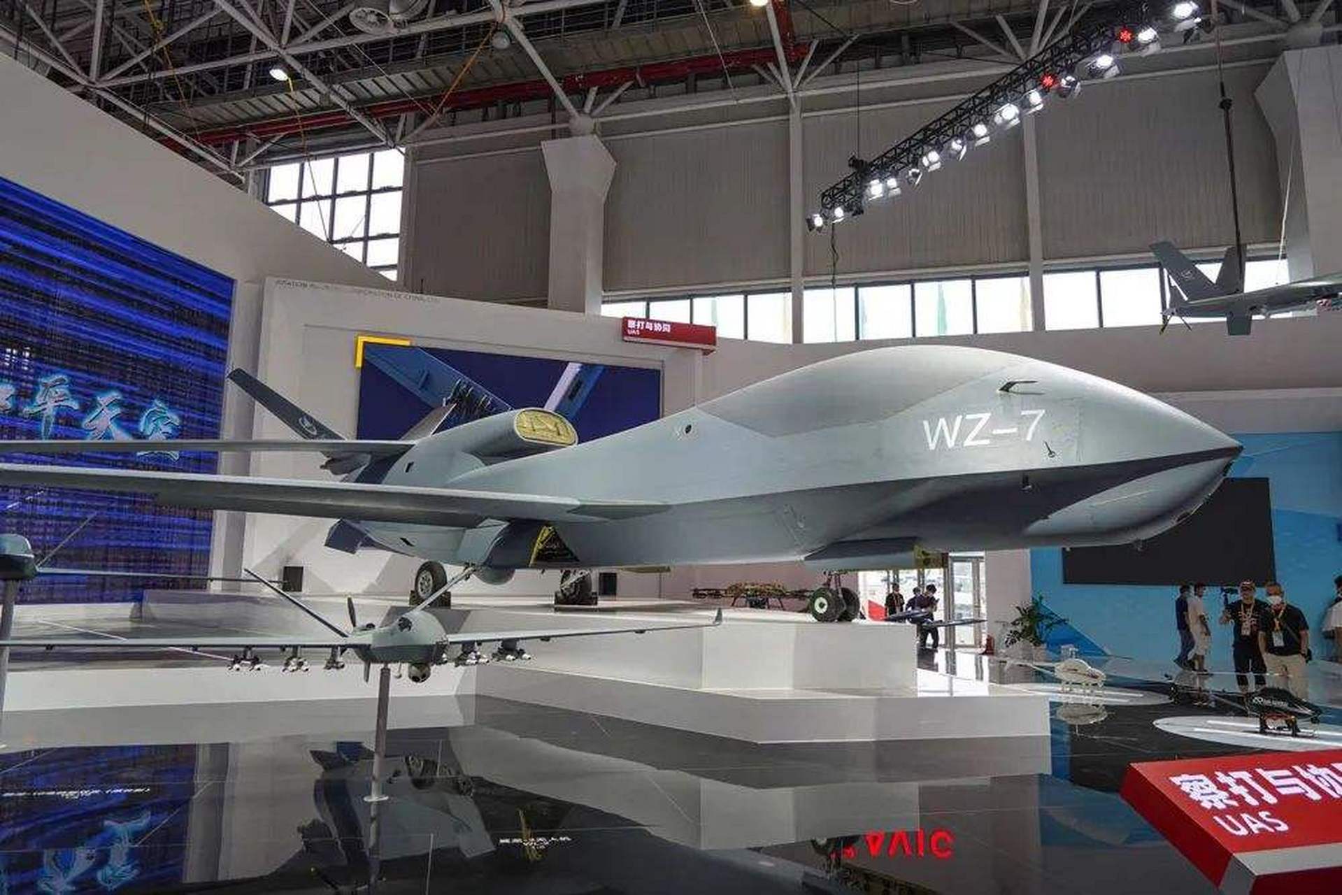 无侦-7无人机于2021年中国珠海第13届航展上首次亮相后,就备受世人