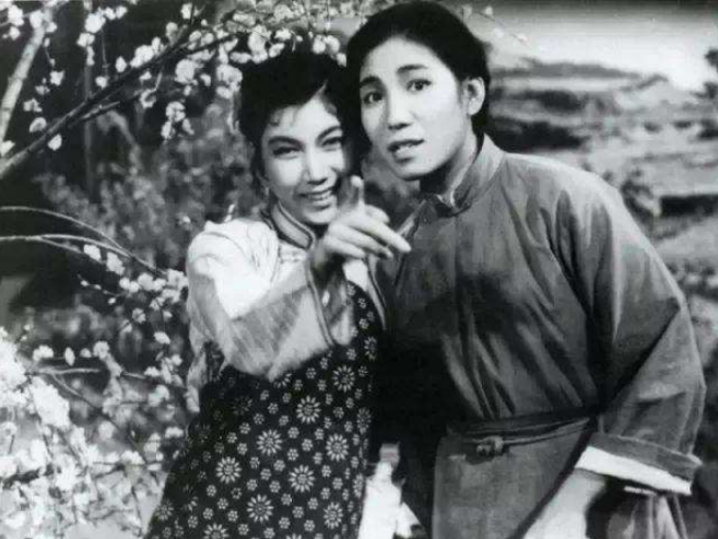 刘巧儿之新凤霞与赵丽蓉