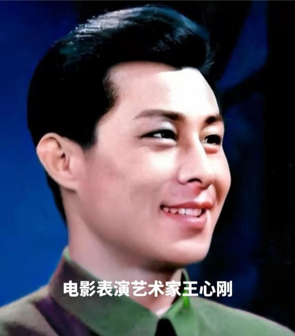 前两天刚把老电影《海鹰》又看了一遍,有个问题,那些人在海里飘了一夜