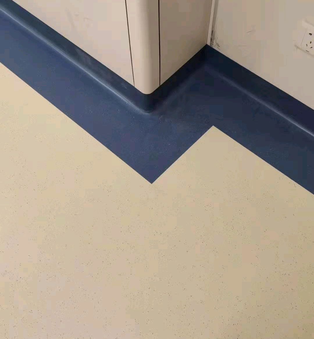 泊奈森医院医用抗菌橡胶地板卷材一线大牌推荐