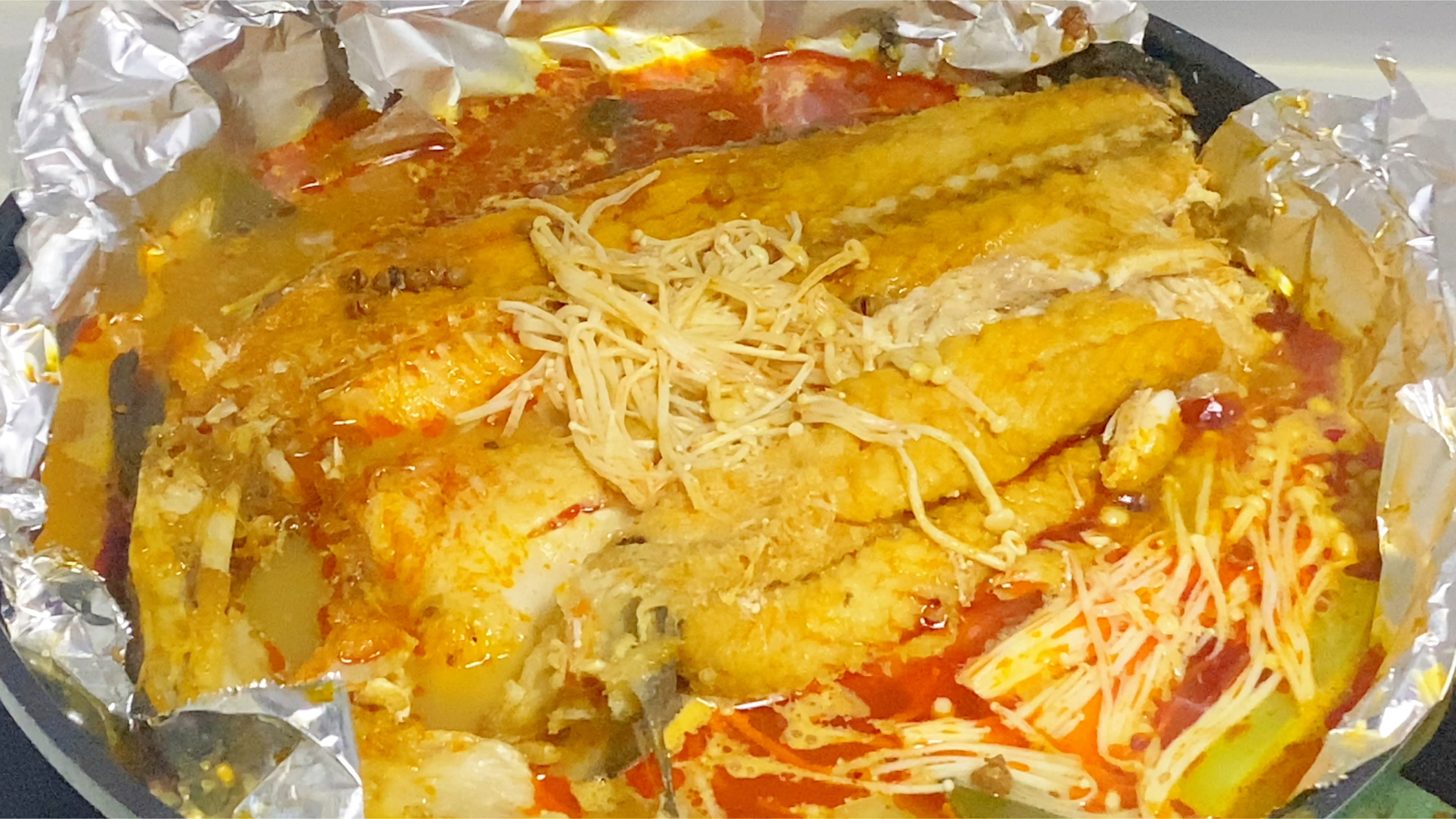 盒马工坊新出的香辣烤鱼,清江鱼刺少肉质紧实麻辣鲜香方便又好吃