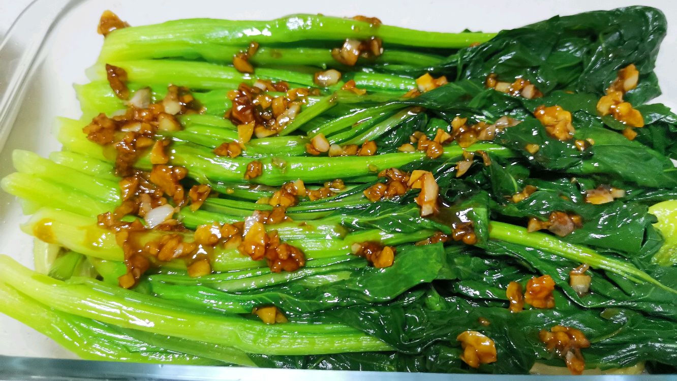 晚餐篇:蒜蓉蚝油青菜+蒜蓉青豆