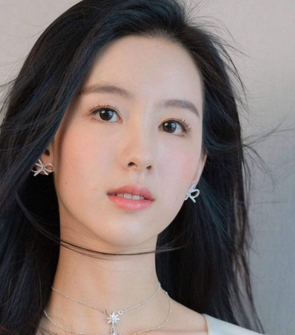 长得美若天仙的6位女明星,却败在牙齿美观上,颜值死穴