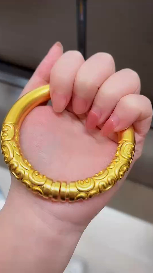 客订金箍棒黄金大镯293.35克-度小视