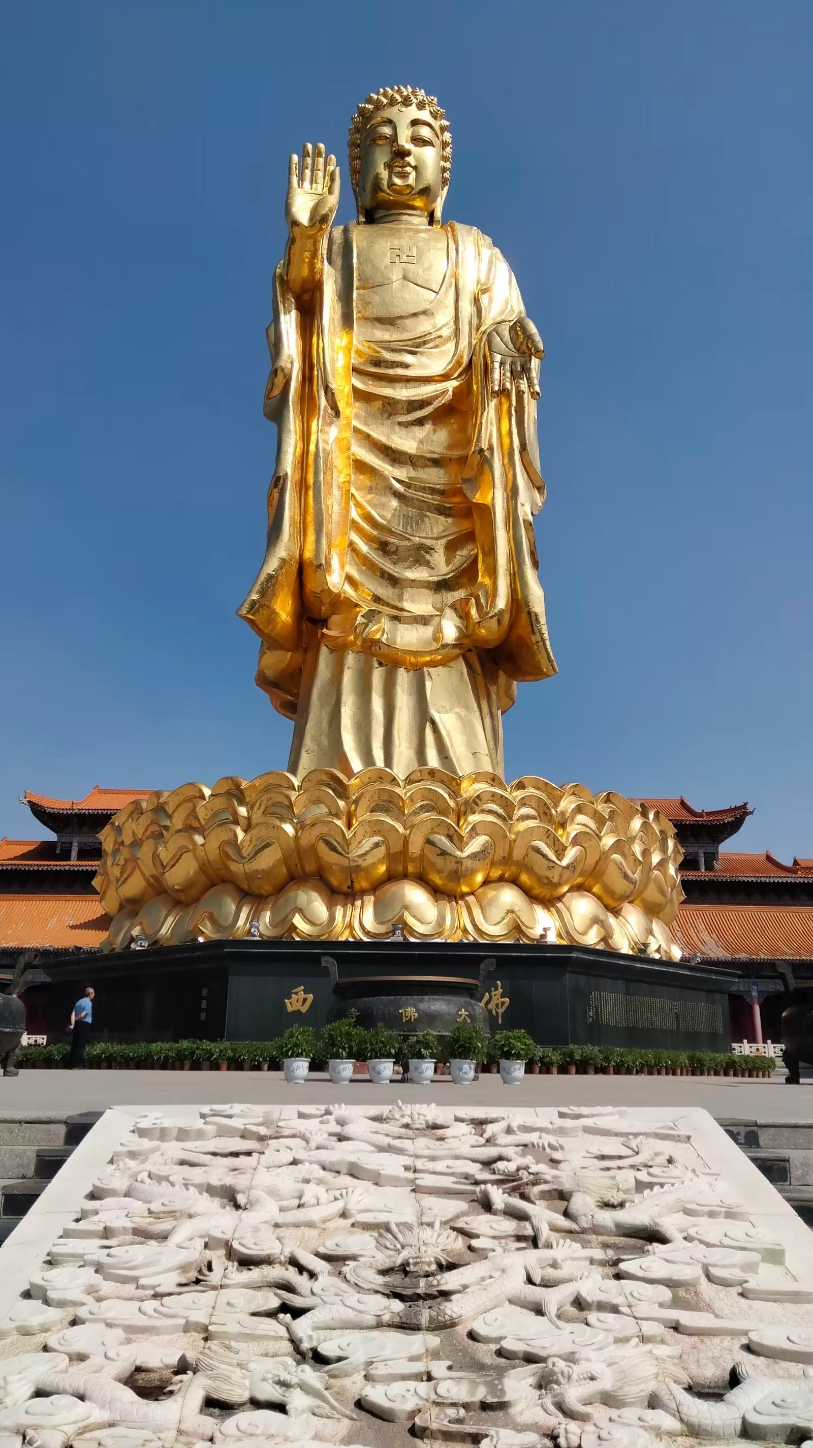 游览西域第一大佛-乌鲁木齐红光山大佛寺