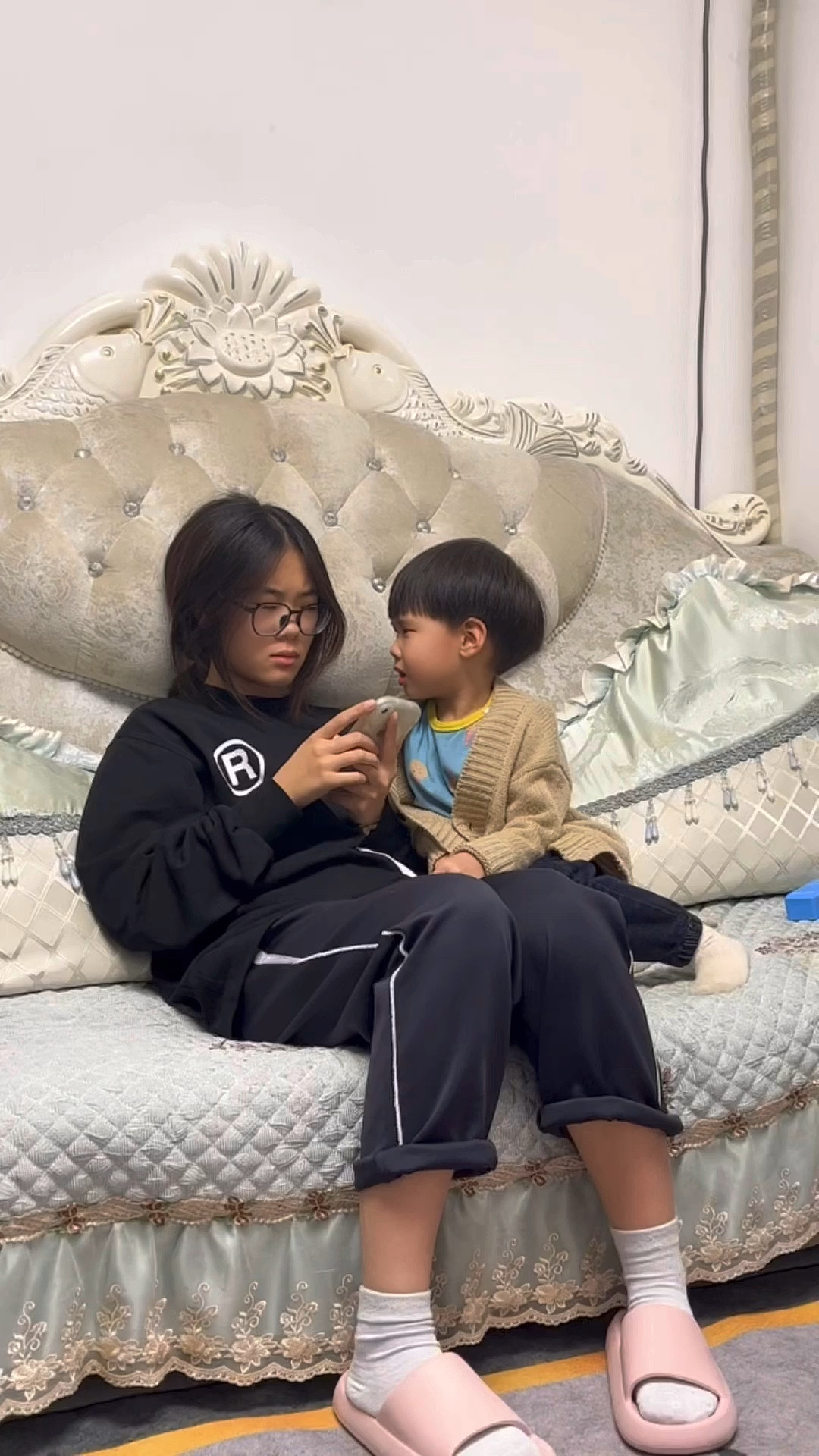 弟弟被姐姐和爸爸共同嫌弃了