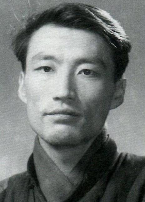 薛彦东