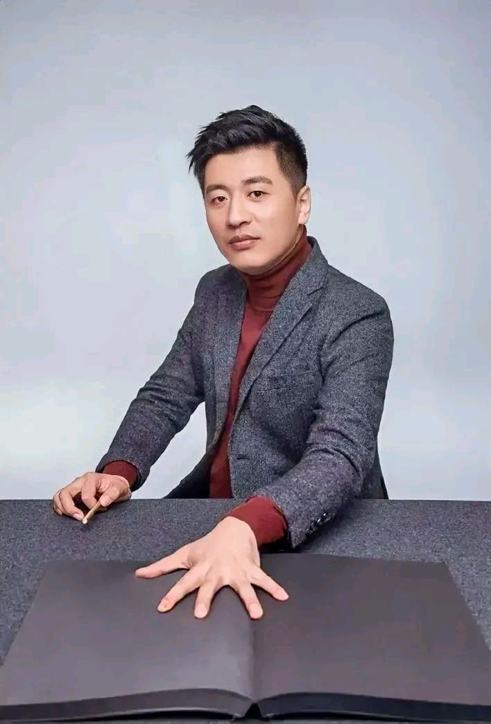 张雪峰:内向老实的孩子不宜陷入社会底层,因为这样会成为欺负对象