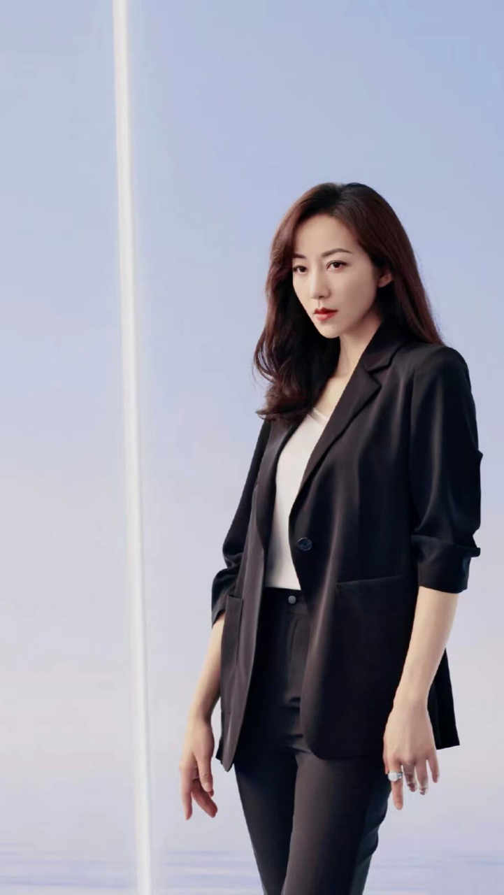 韩雪# #时尚穿搭# #明星# 想知道韩雪保持好身材的秘诀是什么