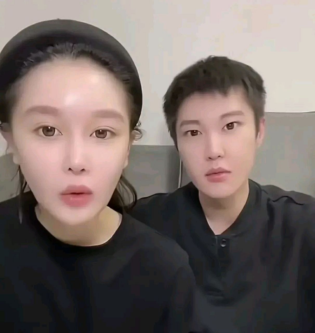 赵本山的女儿球球和姜鹏的儿子两个人领证了,总感觉这男的长得太中性