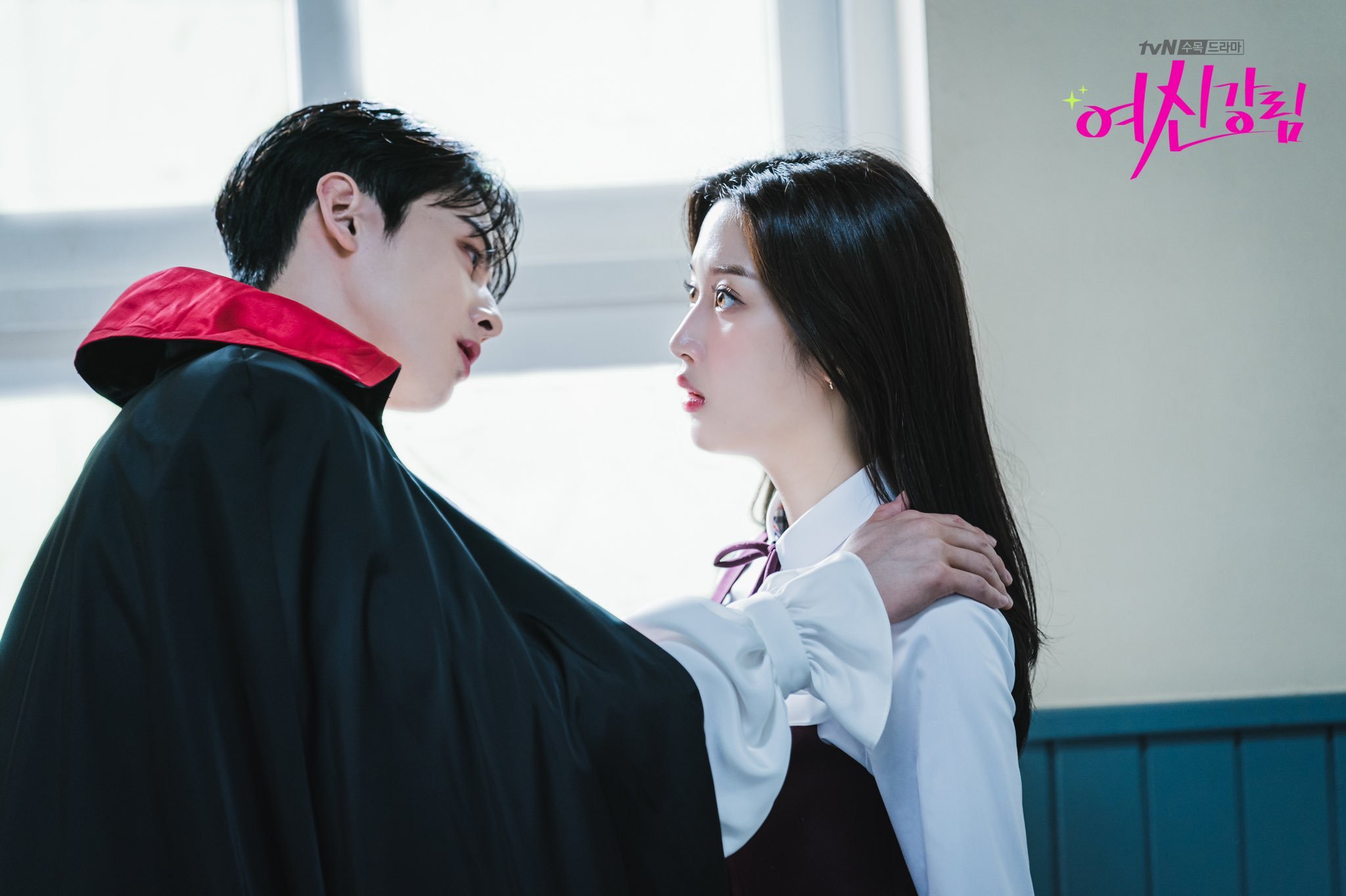 《女神降临》人物大集合