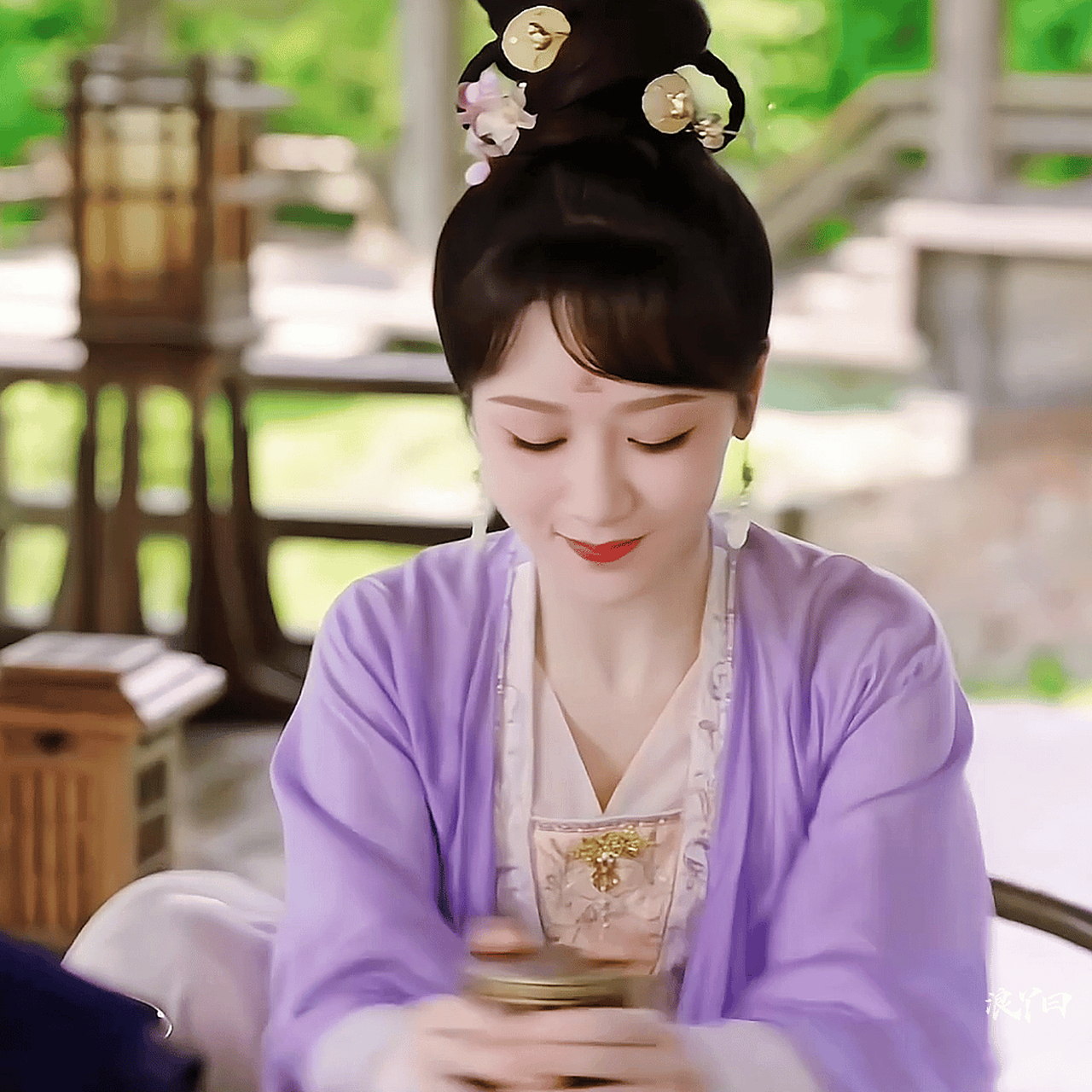 杨紫在剧里的造型又多又好看,好期待!#长相思# #娱乐前沿资讯