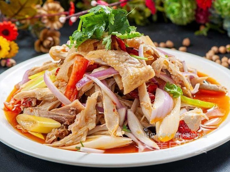 皮脆肉嫩,鲜香麻辣,椒麻鸡