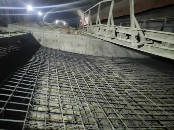 隧道工程二次衬砌方法