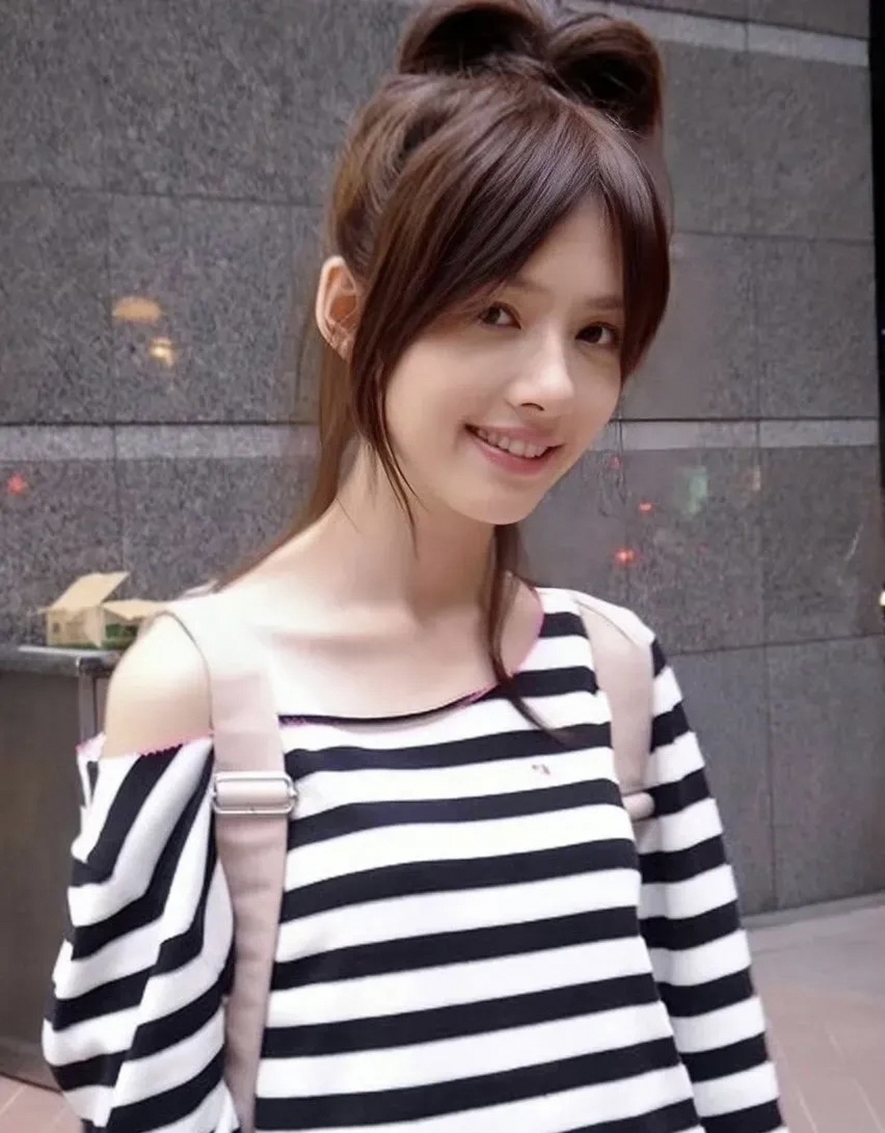 郭碧婷早期也太优越了 湾湾真是无丑女哎,这脸蛋嫩的能掐出水来,美的