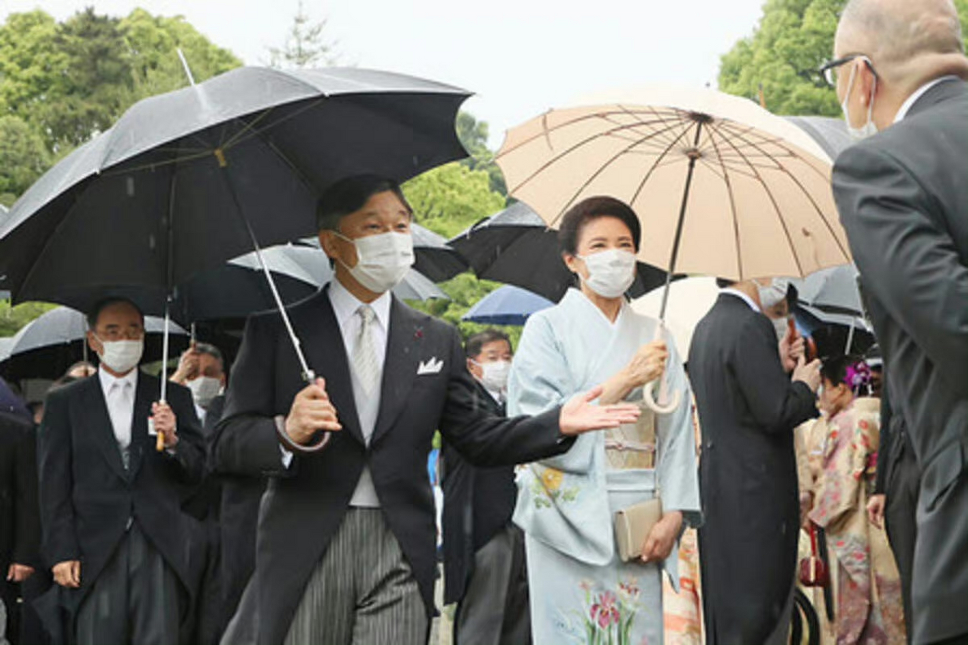 日本王室在赤坂御所举行春季园游会