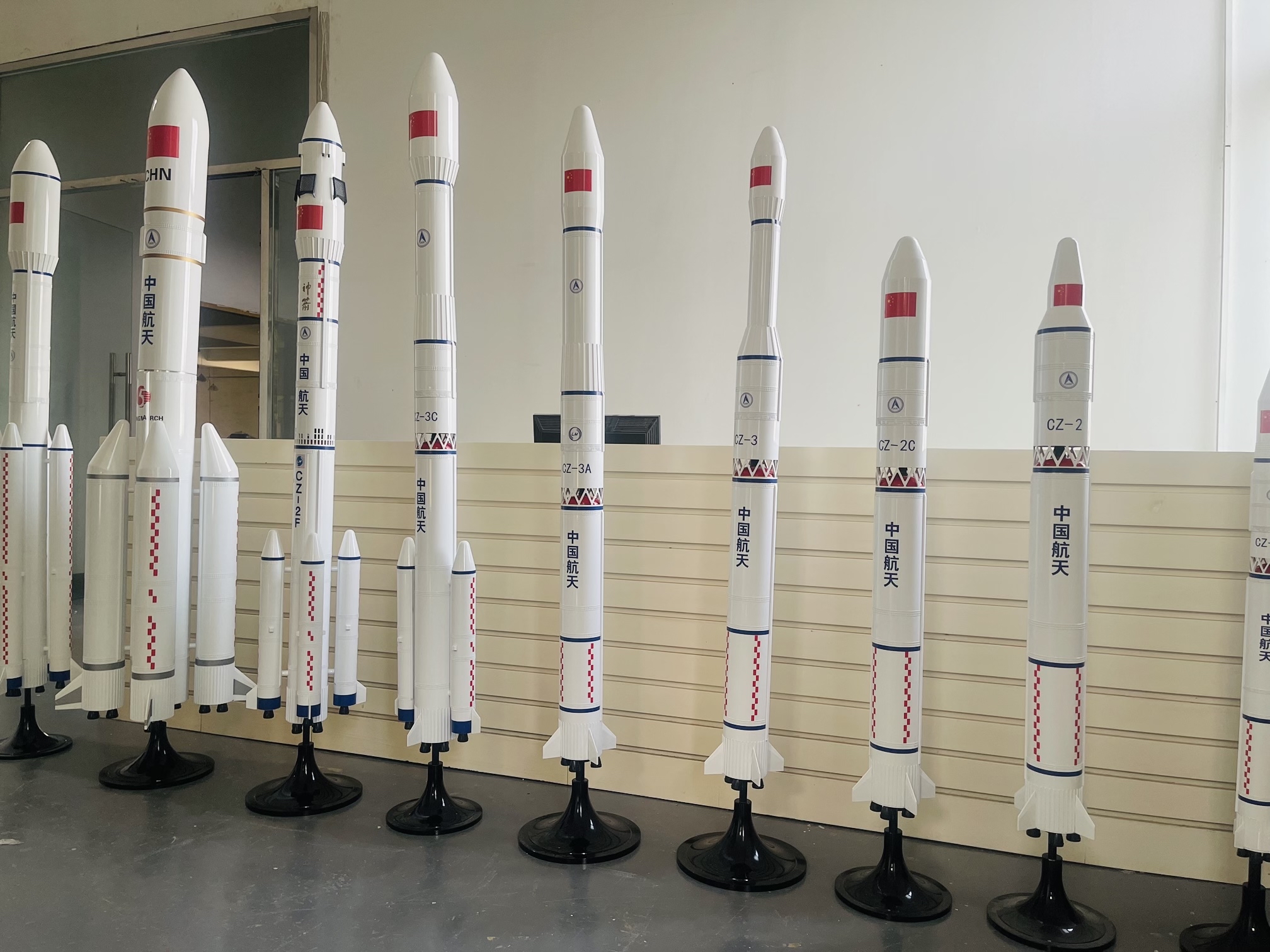 长征系列运载火箭模型制作完工