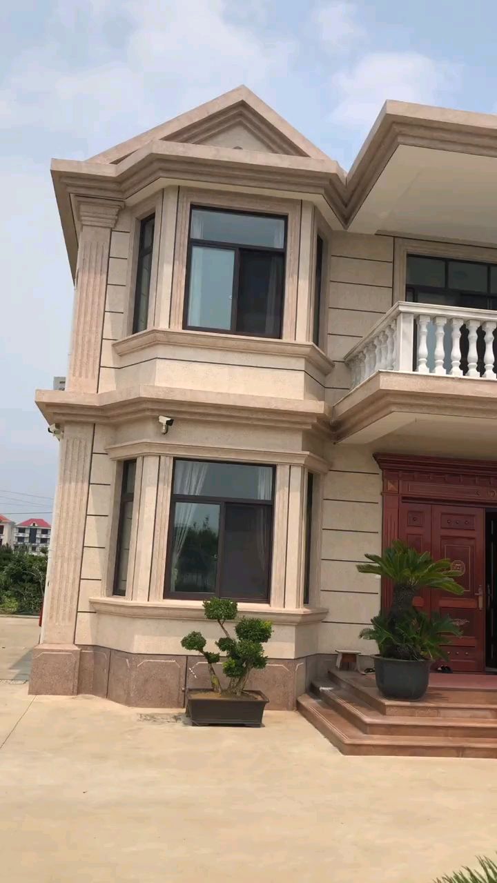 乡村自建二层小别墅,家里要建房的双击加关注,我来教你们用最少的钱建
