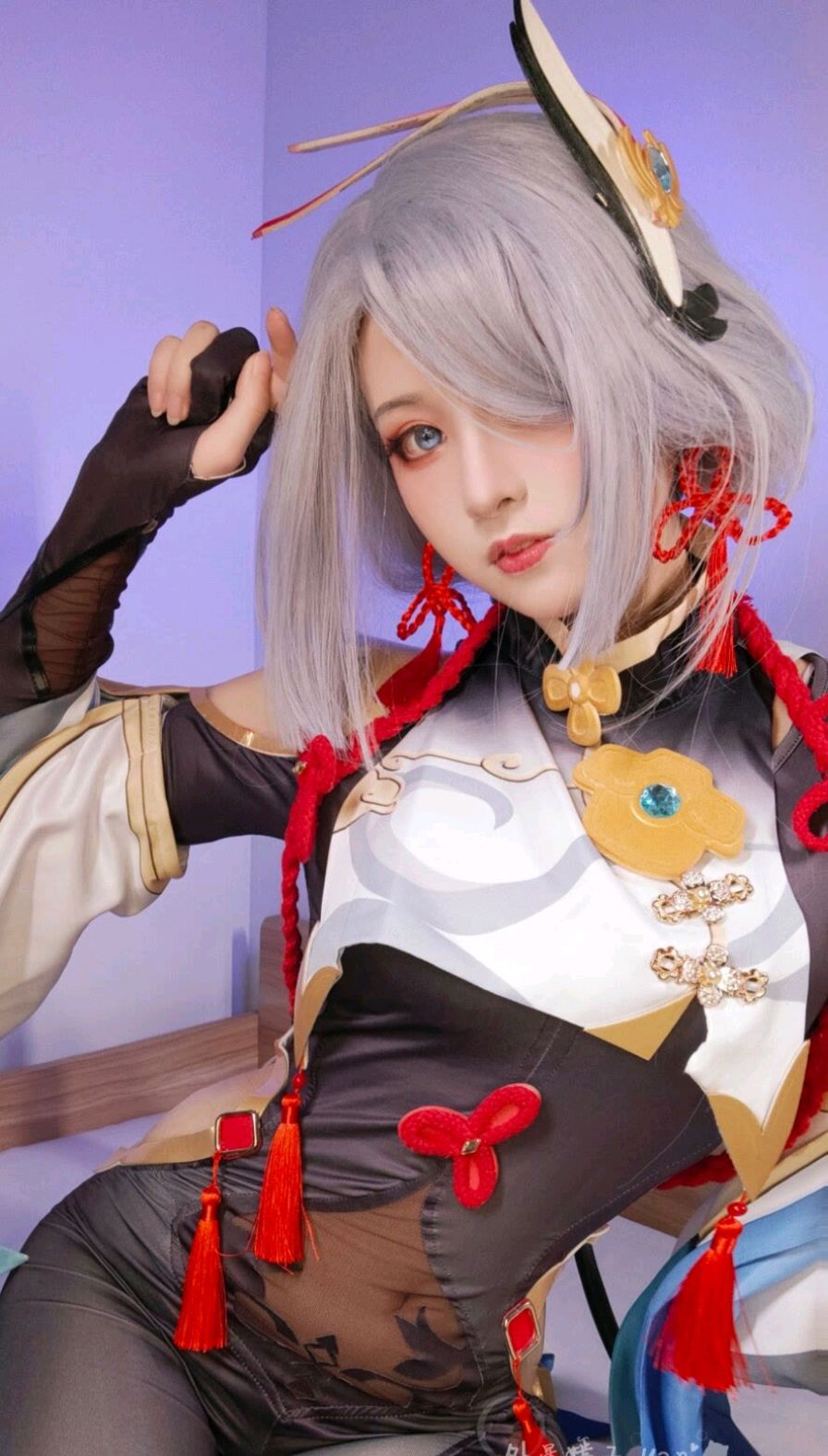 申鹤小姐姐cos,喜欢的关注收藏哦