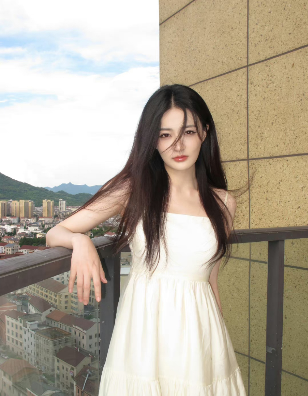 说星星漂亮的人,一定没见过你的眼睛#徐璐