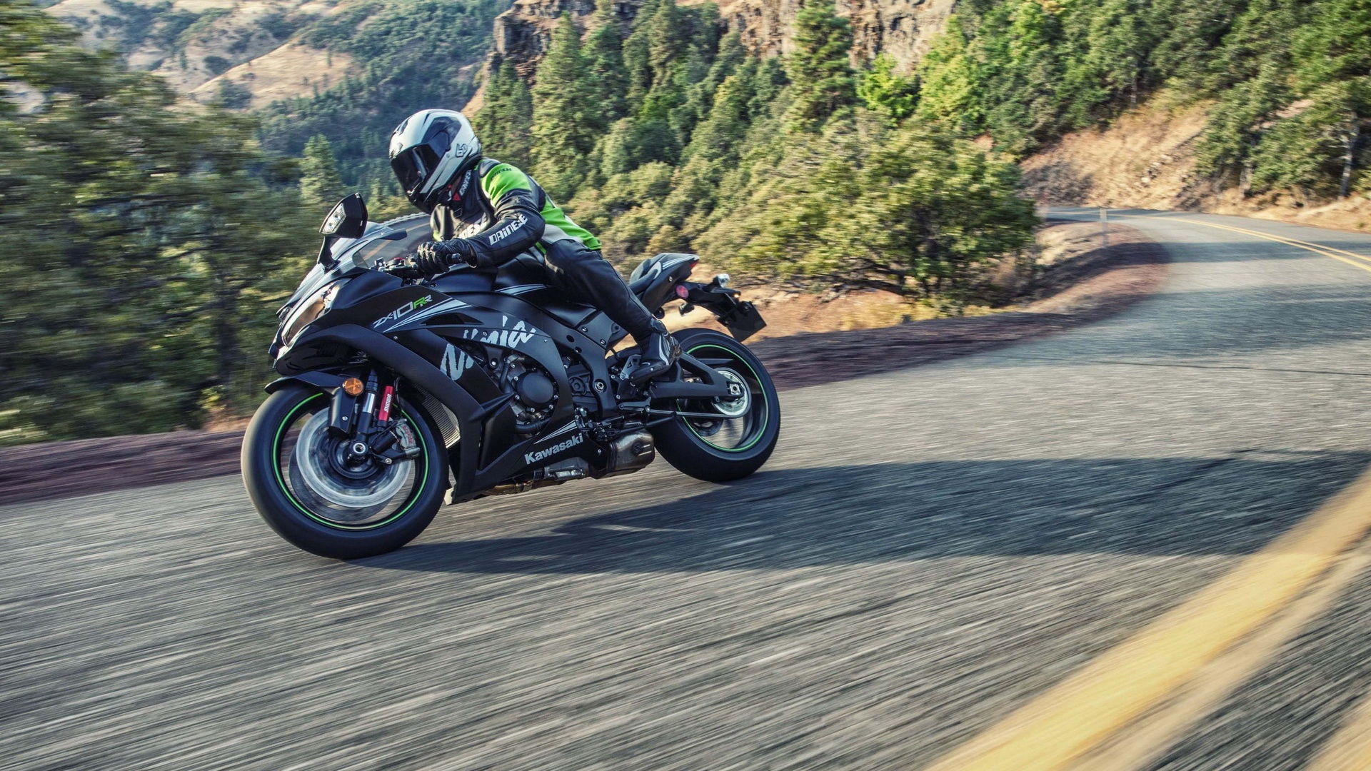 为赛道而生的猛兽——川崎 ninja zx-10rr