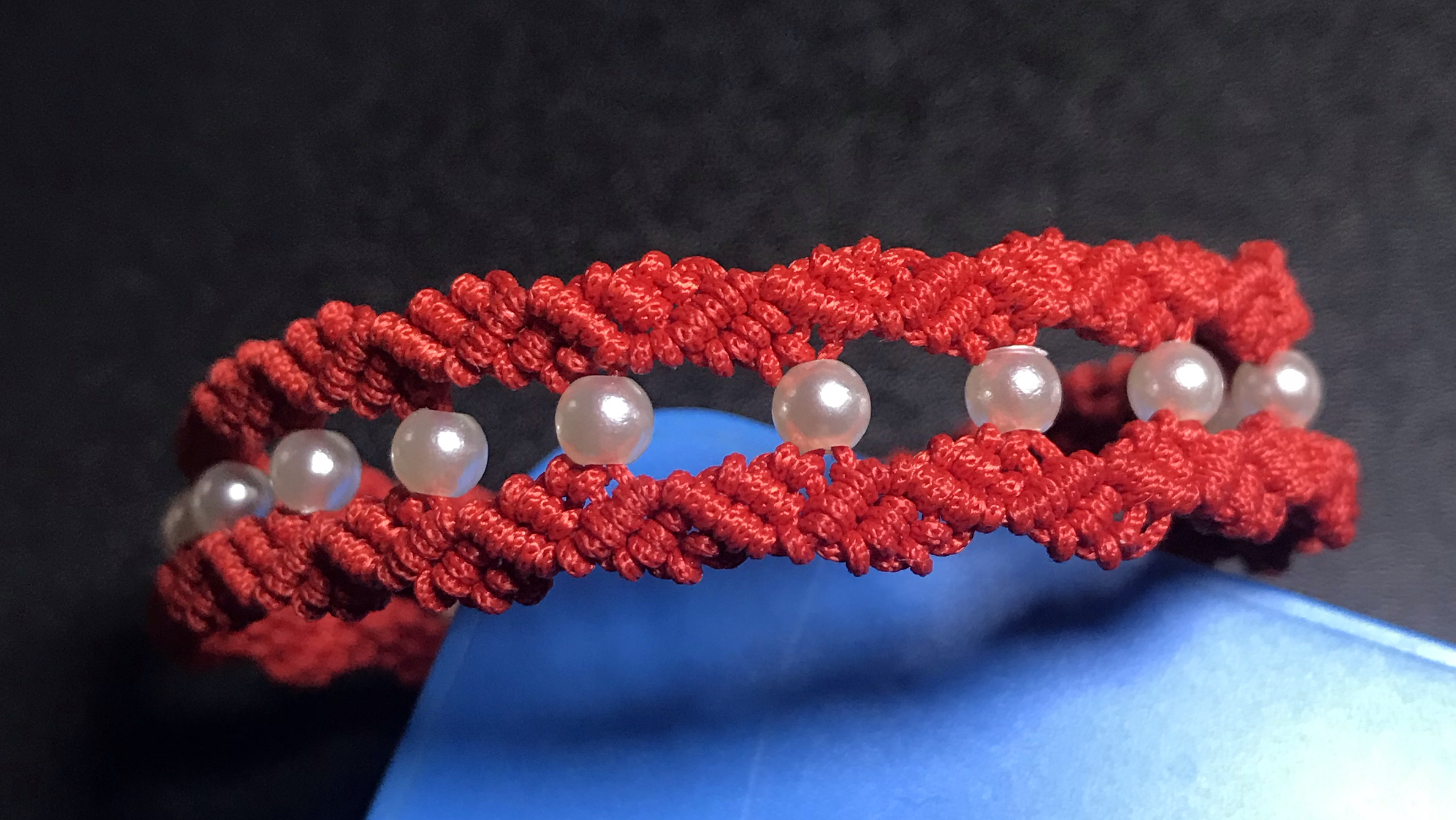 中国结之三层珍珠手链编法教程二,自己编好看的手链吧