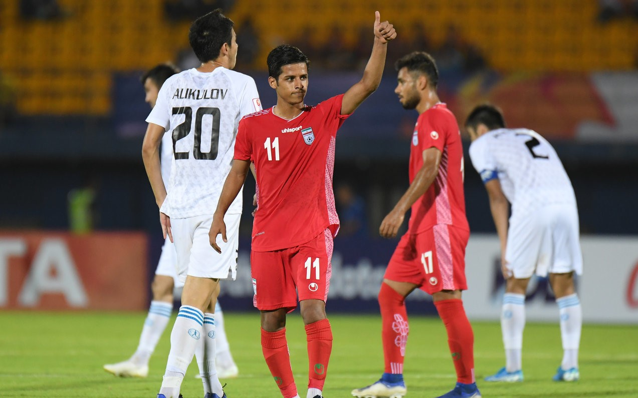 亚运男足19:30伊朗u23vs越南u23