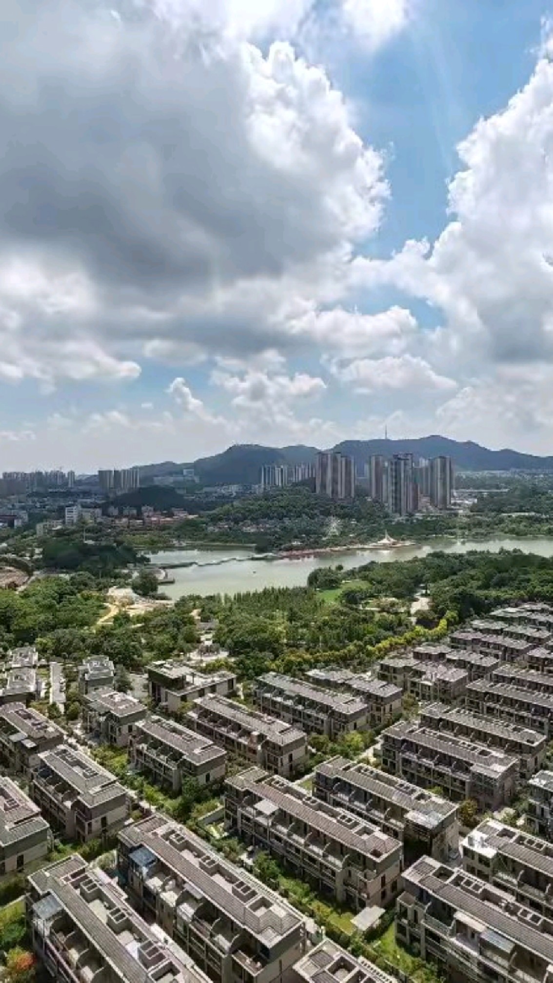 广东江门鹤山沙坪绿地公园城南北通透四房-度小视