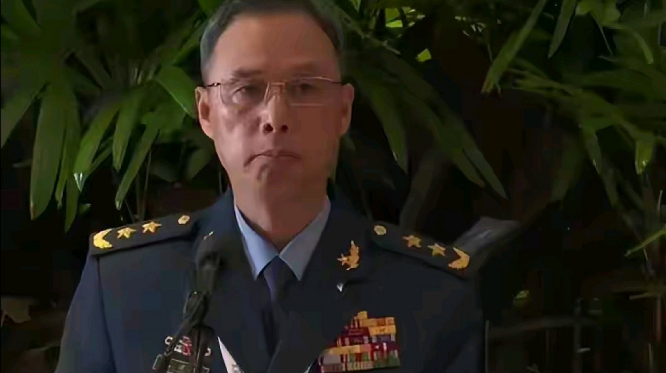 中将景建峰送美方三句话:领导不是霸权,地位取决作为,行动胜于空谈.