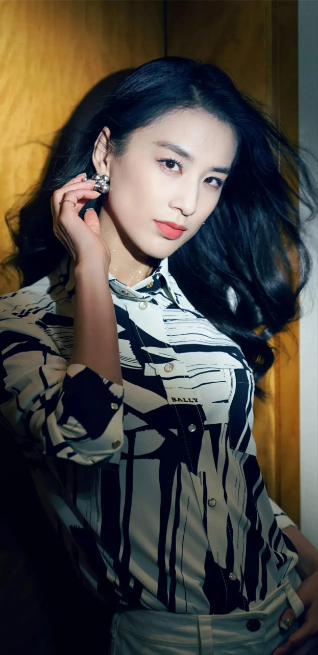 最近没有黄圣依最新动态,这套图从我的图片库精心挑选出来精品高清