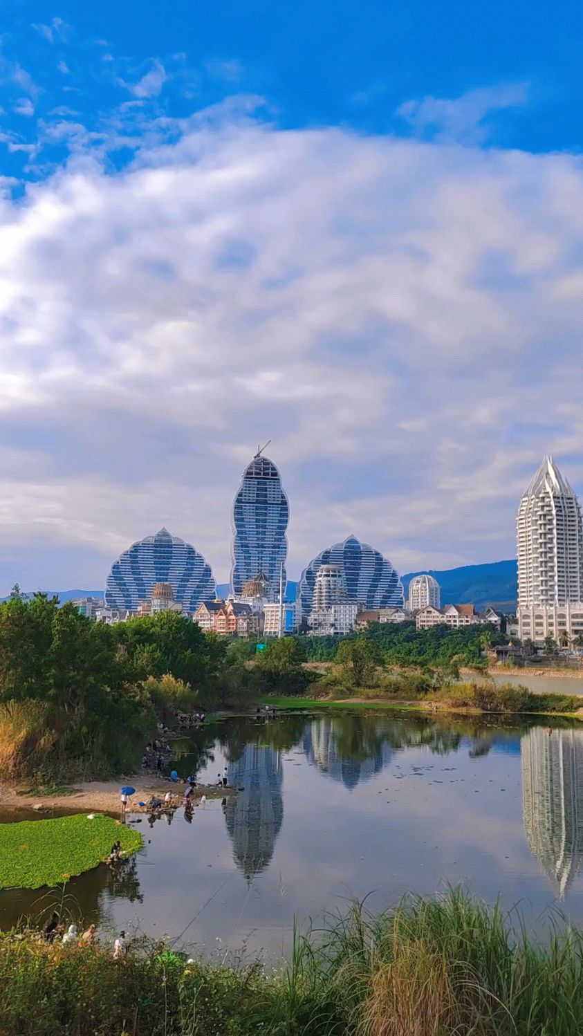 云南西双版纳景洪市,澜沧江边风景