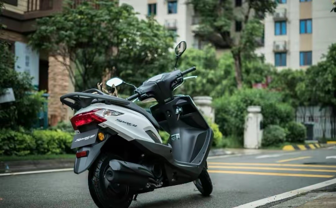 8180元,五羊本田新款spacy125发布!