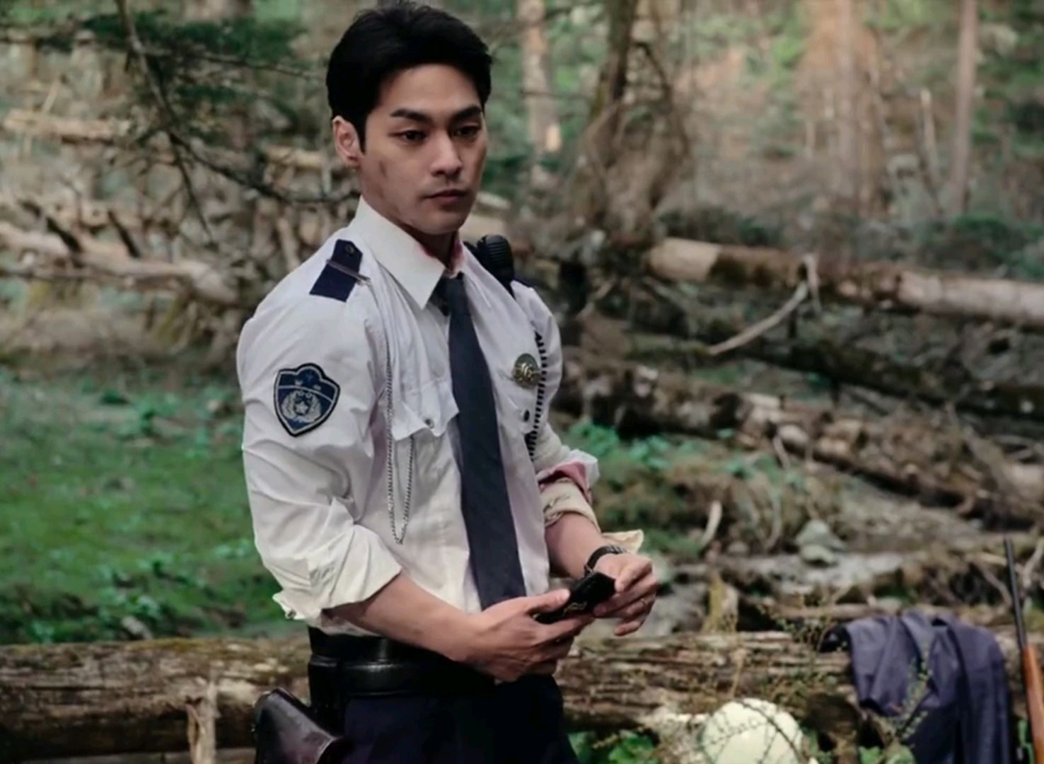 柳乐优弥主演的最新日剧《噬亡村》开播,恐怖的很真实