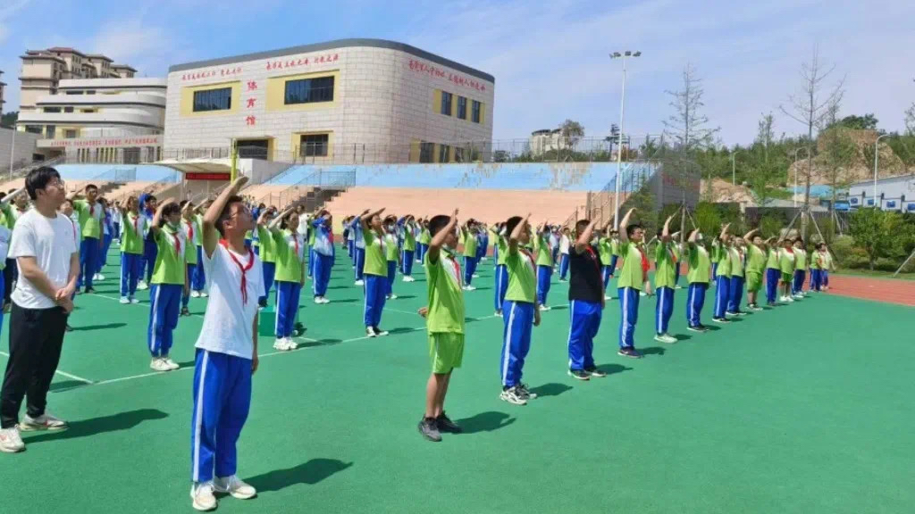 青岛丹山小学新校区图片